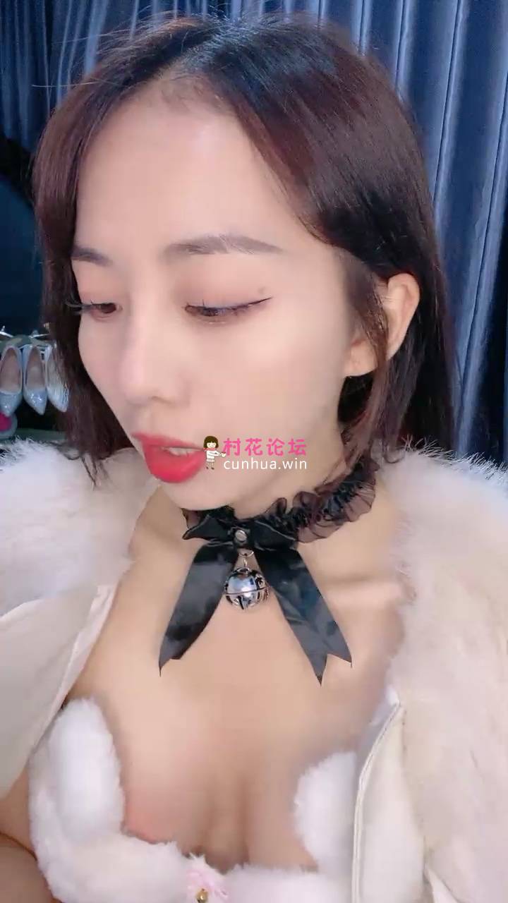 顶级美腿颜值女神！极度淫骚！跪地舔屌毒[1V 1.37G 百度盘]-福利岛