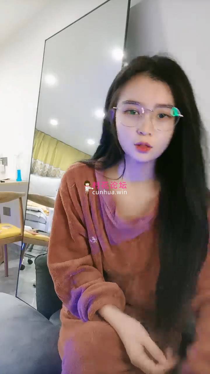 最美大学校花 女神下海~滑稽元宝[1V 2.30G 百度盘]-福利岛