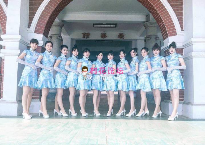 被学校选为礼仪小姐的气质正妹 被男友[5V 736M 百度盘]-福利岛