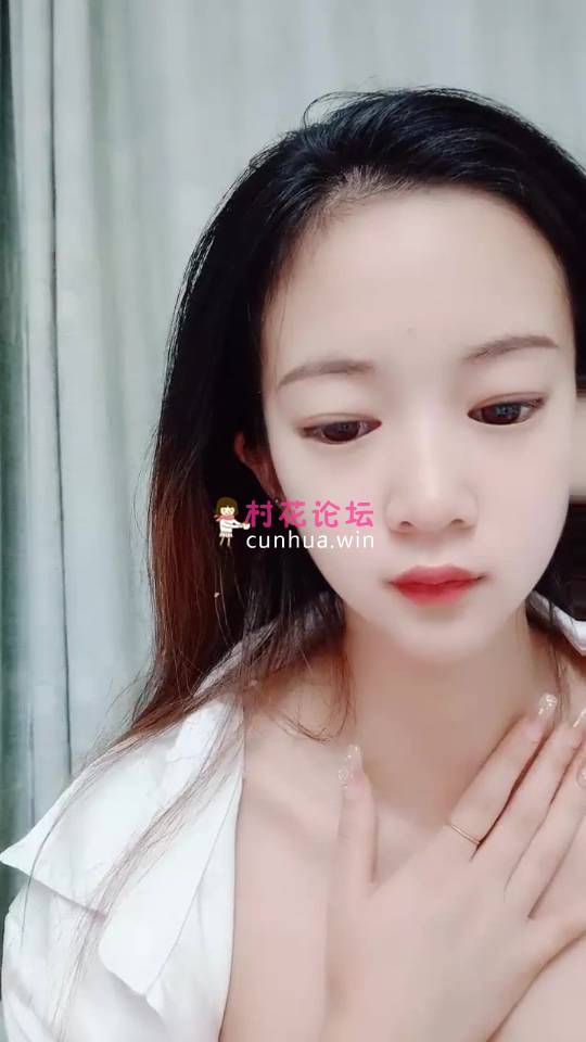 清纯学妹露脸颜值高身材好，大秀直播[1V 2.15G 百度云]-福利岛