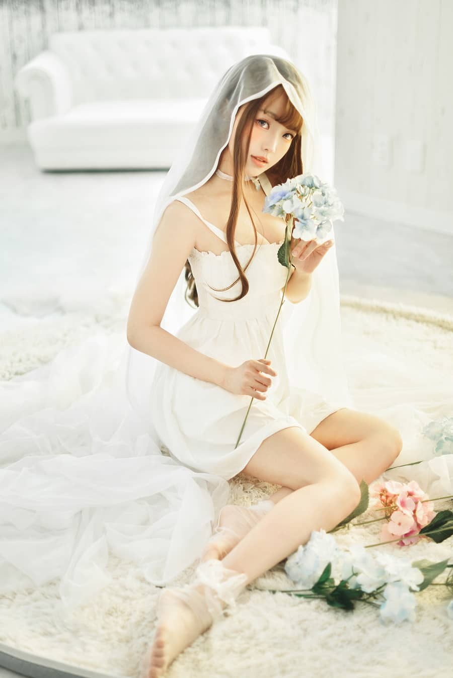 ElyEE子 – White Dress [22P27M]-福利岛