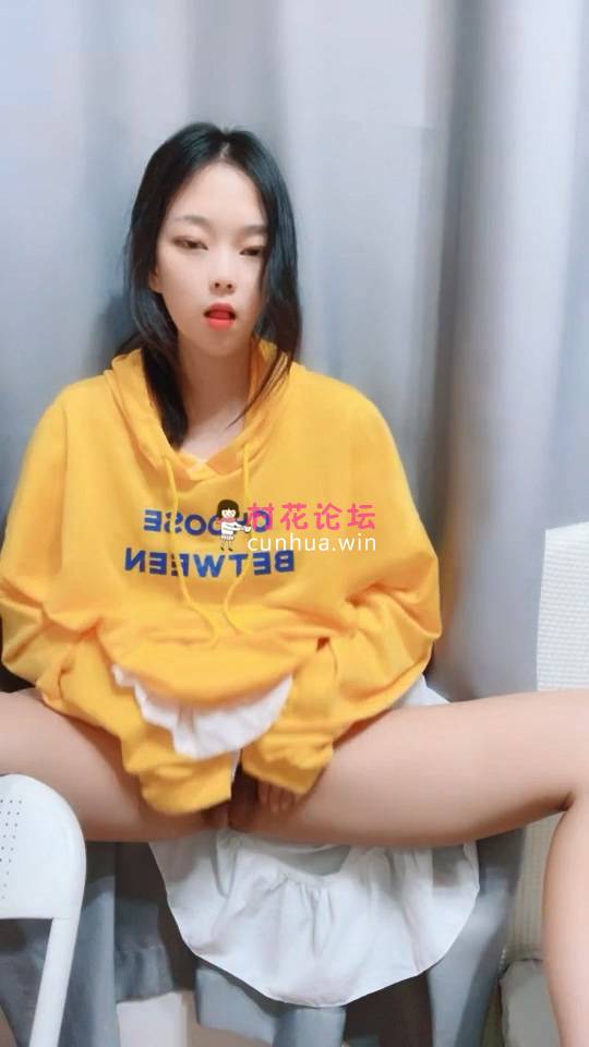 年轻嫩妹子一个人在家偷偷躲到卧室中露脸[1V 299M 百度盘]-福利岛