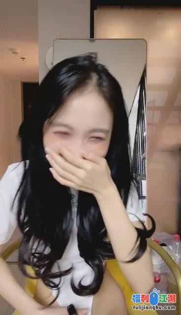 [网红直播]
[资源详情]
长发苗条女友被暴力打桩超级刺激，先洗澡再到床上超多姿势做爱1v 13p 882mb【百度网盘】-福利吧