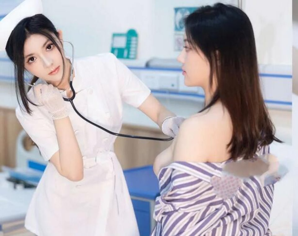 秀人网 豆瓣酱❤️护士双人互搞 极度诱惑 几乎全裸 微漏鲍鱼 毛毛多多-福利岛