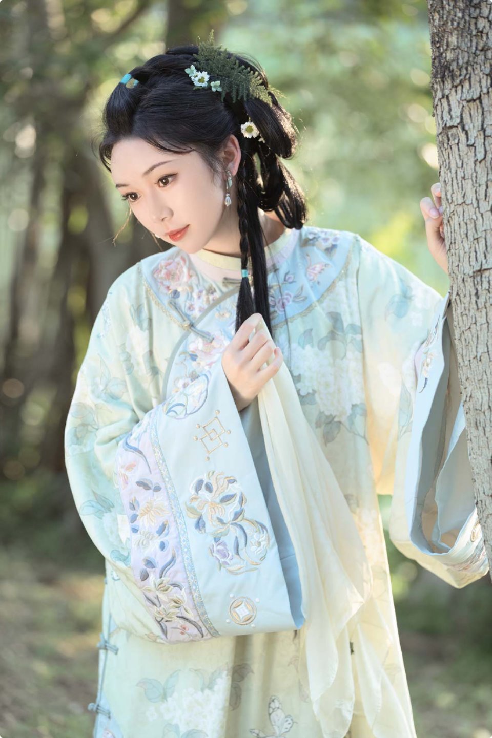 [YITUYU艺图语]2023.06.28 菡萏 槐枝--福利岛