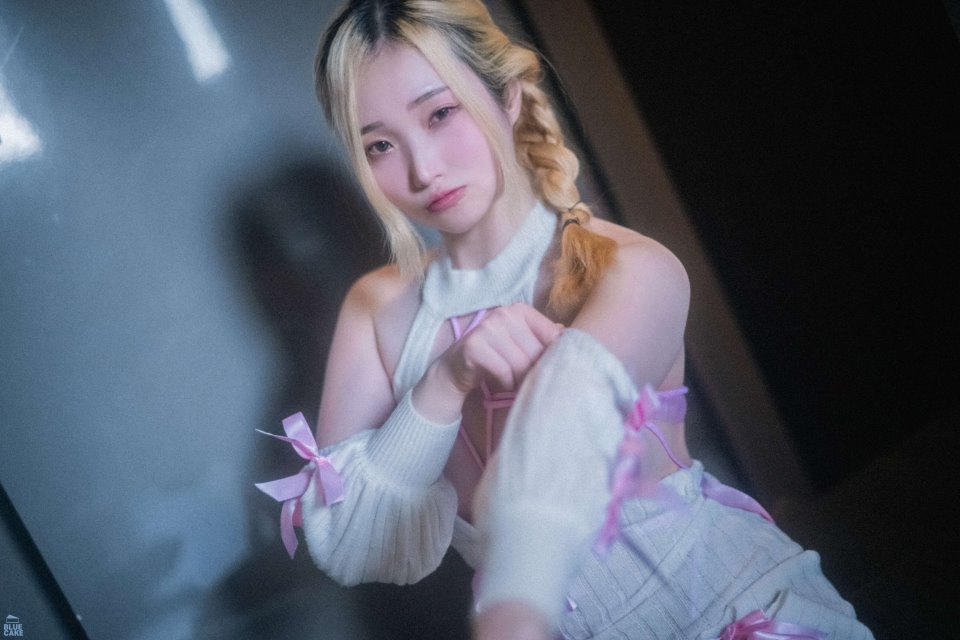 Bambi [BLUECAKE] Present For U [165P-3.11GB][百度网盘]-福利岛