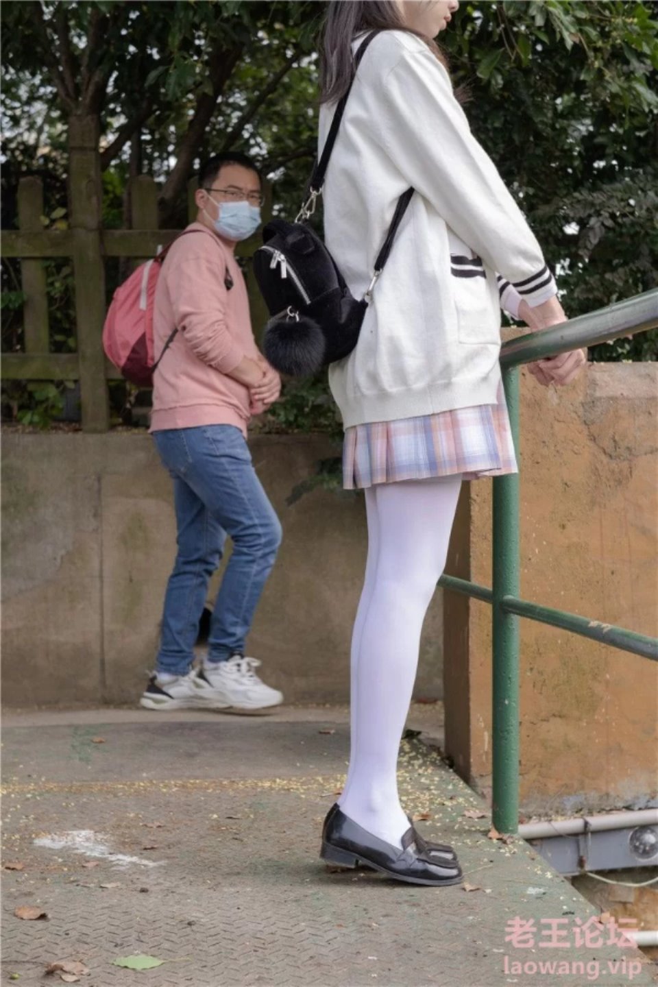 [国产coser] [自行打包] 森萝财团3万私定– 小七-户外JK-R18【230P1V-3.72G】 [230P 1V+3.72G][百度盘]-福利岛
