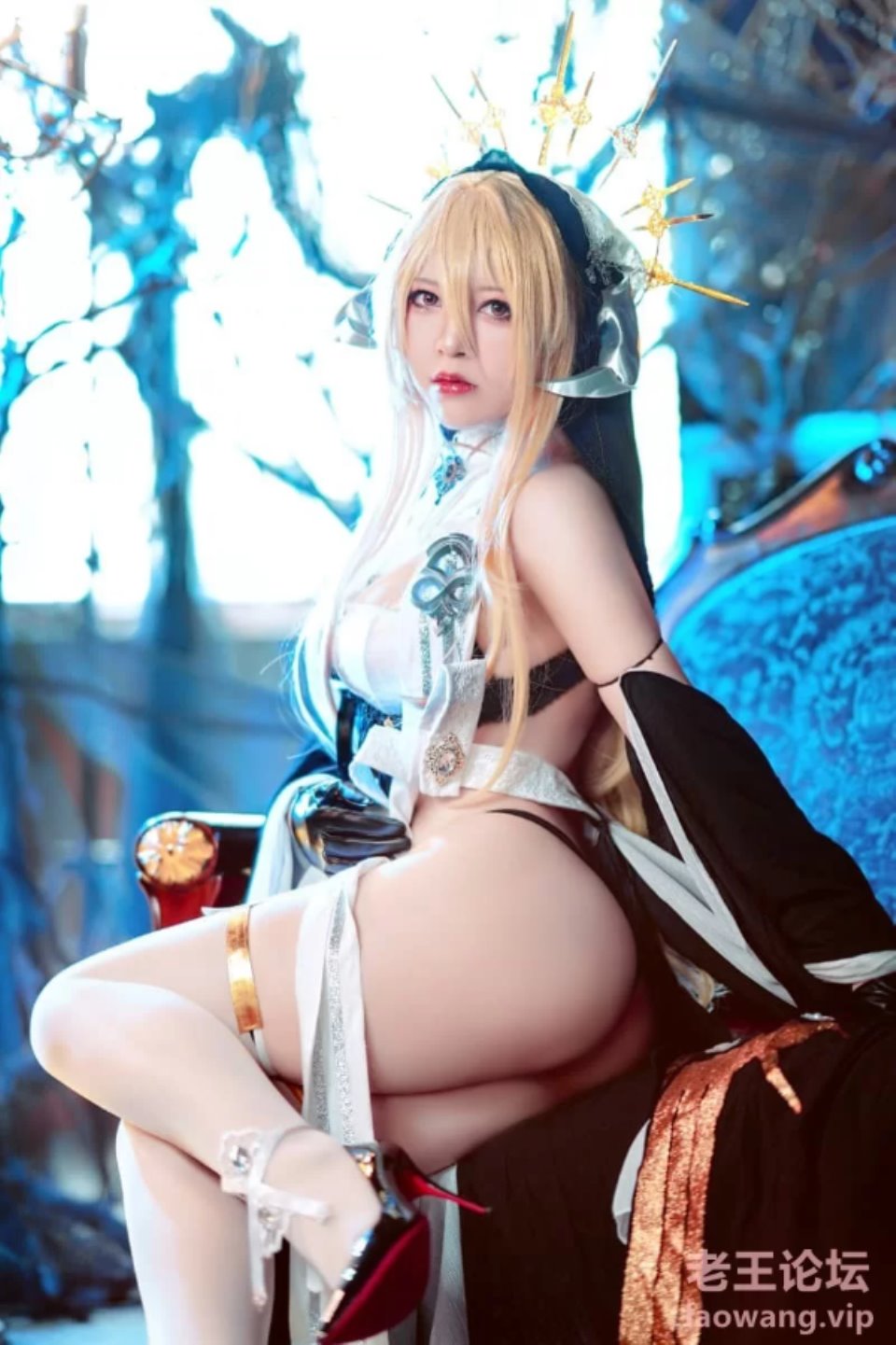 [国产coser] [转载搬运] [cosplay]半半子 cos写真合集 45套 带shipin [1900P 23v+8g][百度盘]-福利岛