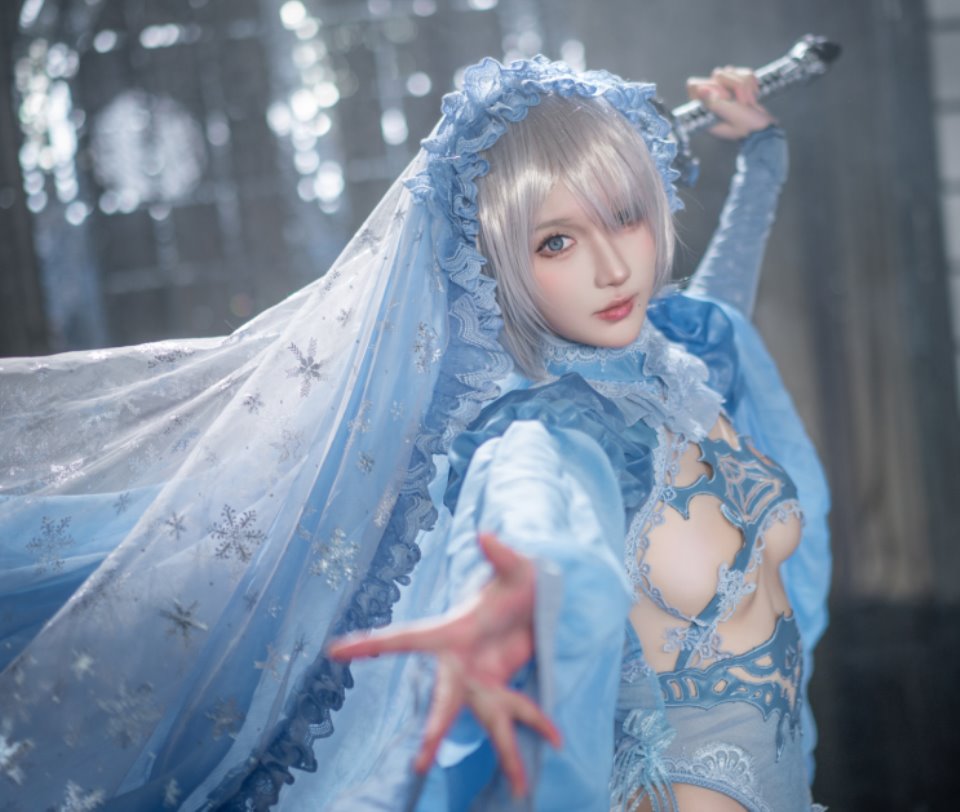 人气cos-阿包也是兔娘-冰雪2B(42P,754M)-福利岛