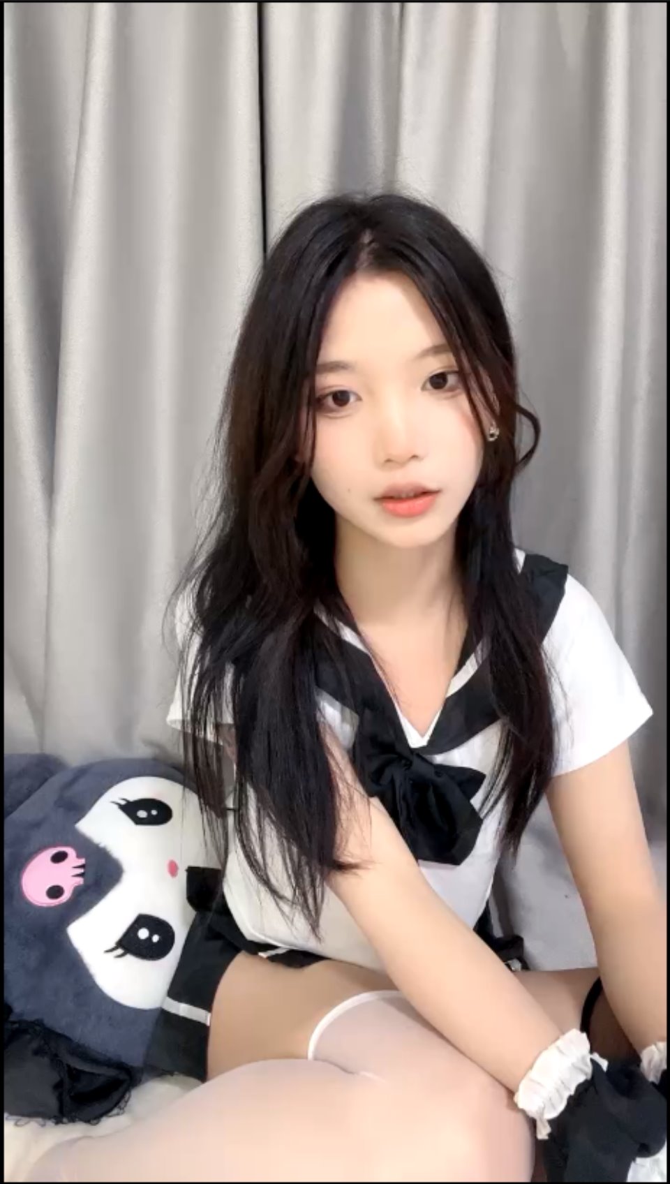 极品尤物美少女【带小御回家】收费房学生制服【1V】【567MB百度云】-福利吧
