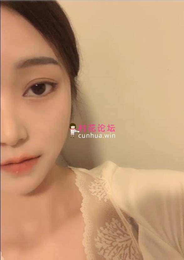 ⚽卡塔尔世界杯福利⚽第三弹 @十九幼崽 颜值美女多毛B揉奶掰抠B自慰超迷人【418M 百度云】-福利岛