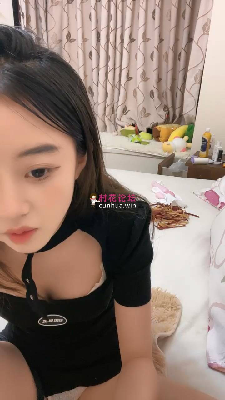 【川美在读学生】 萝莉捧着坚挺小奶子[1V 2.38G 百度云]-福利岛