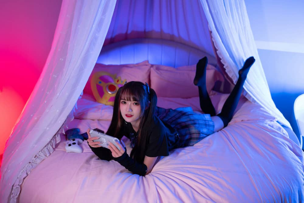 兔子Zzz不吃胡萝卜 – 电竞少女 [21P139M]-福利岛