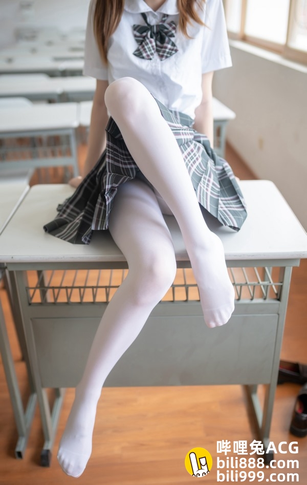 [Cosplay]
[喵糖映画]JKL.008 夏季JK制服[49P／271MB]-福利吧