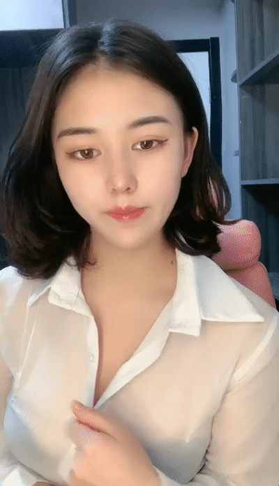 颜值区网红极品女神！难得小秀一波！衬衣包臀裙OL风，撩下内衣露奶，大肥臀拉扯内裤骚的很[1V456M 百度盘]-福利岛