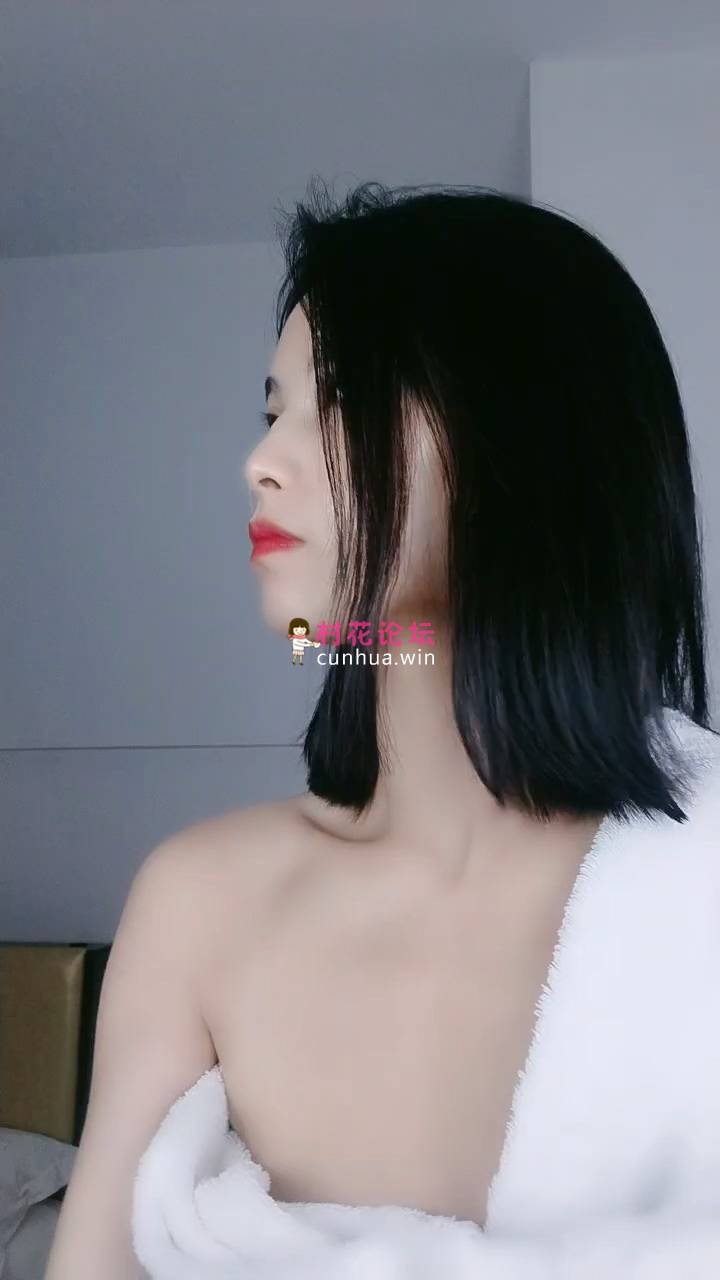 披肩发高挑妹子露脸黑网袜性感身材[1V 1.22G 百度云]-福利岛