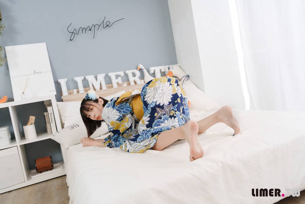 Limerence – 子子-超敏感脚脚初次被TK [160P392M]-福利岛