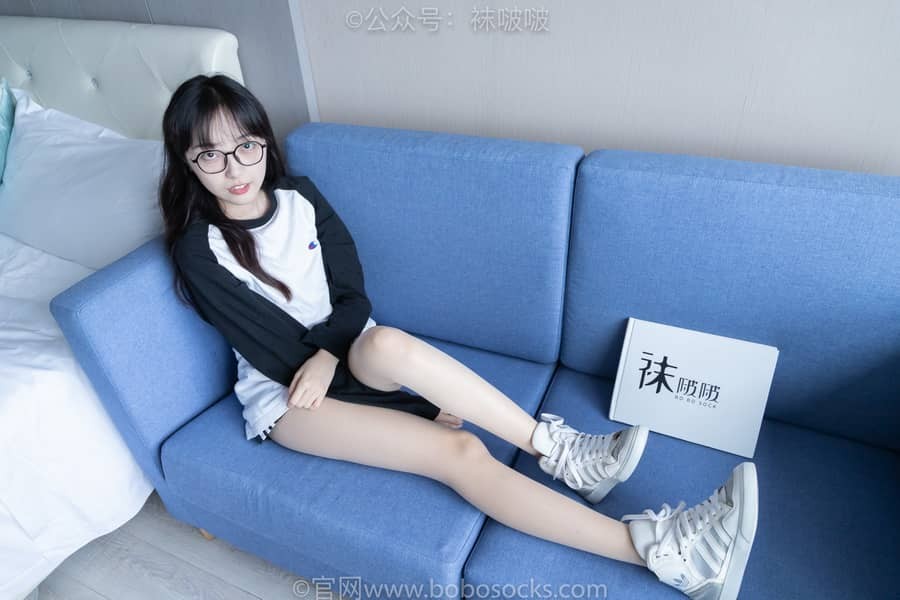 [BoBoSocks袜啵啵] NO.015 稚予-阿迪板鞋、白色短棉袜、肉丝 [135P1V3.05G]-福利岛