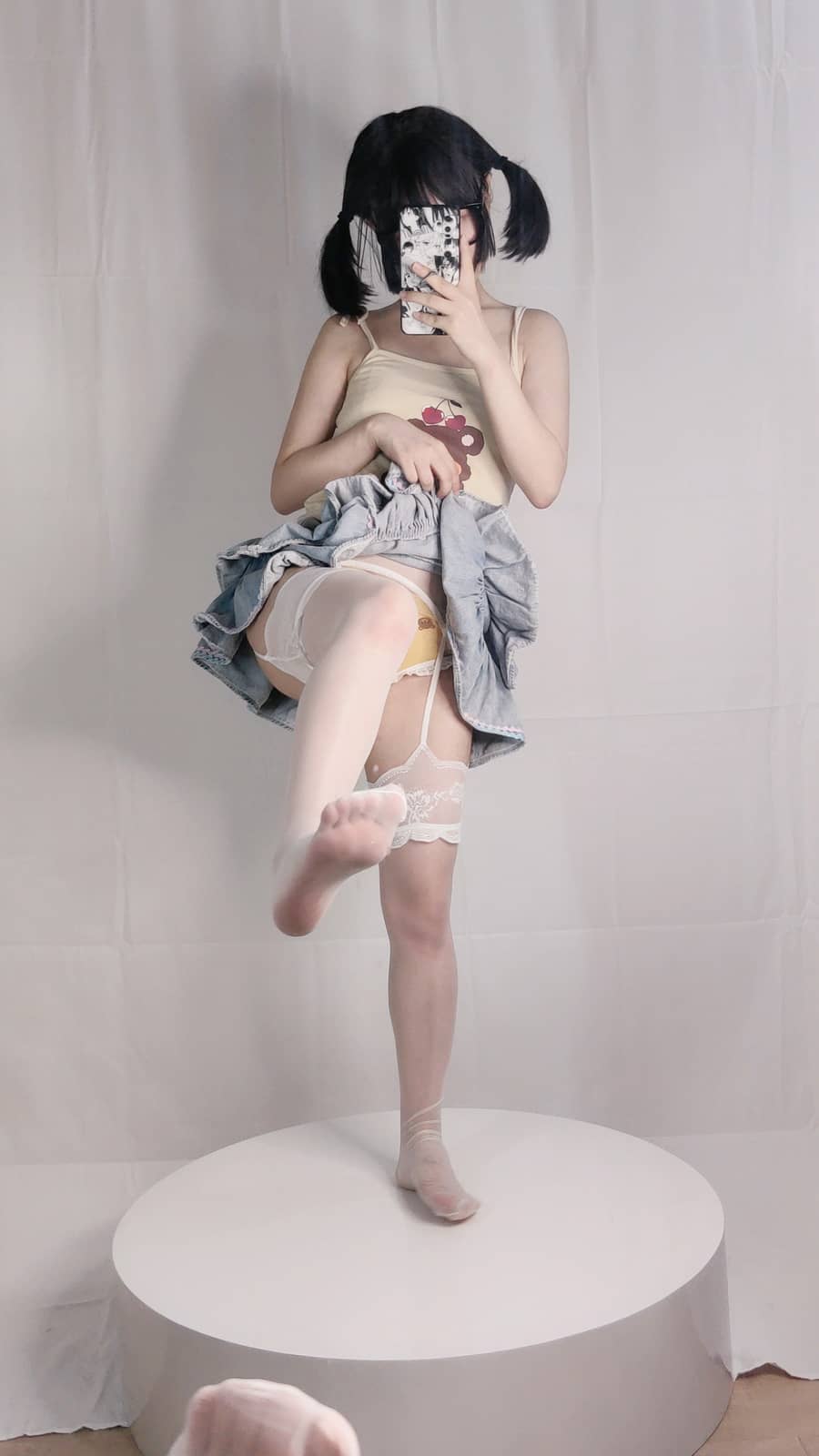 神沢永莉 – 绫蛋糕裙吊带袜汐 [21P37M]-福利岛