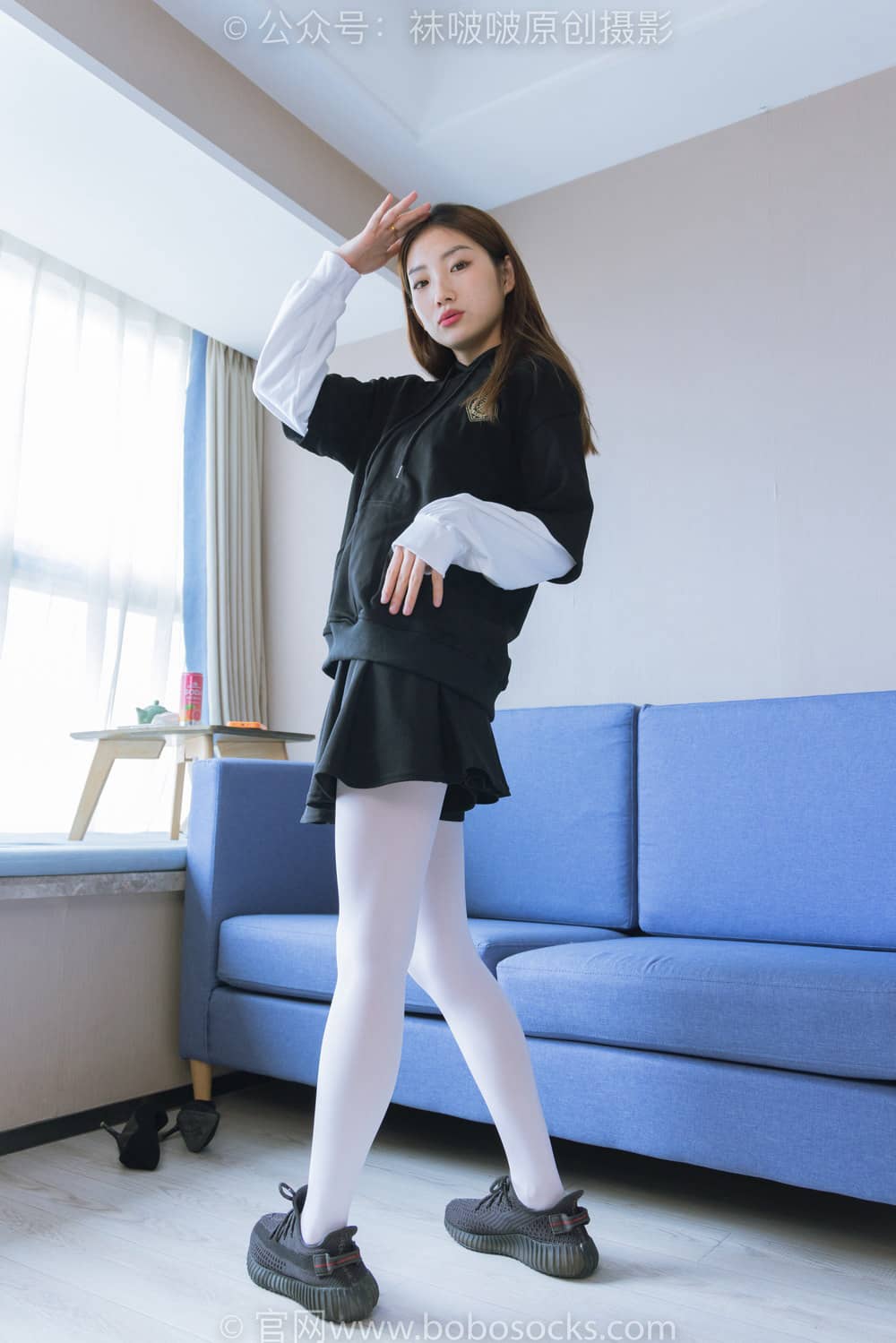 [BoBoSocks袜啵啵] NO.214 小沫-黑色运动鞋、厚白丝 [142P1V5.49G]-福利岛