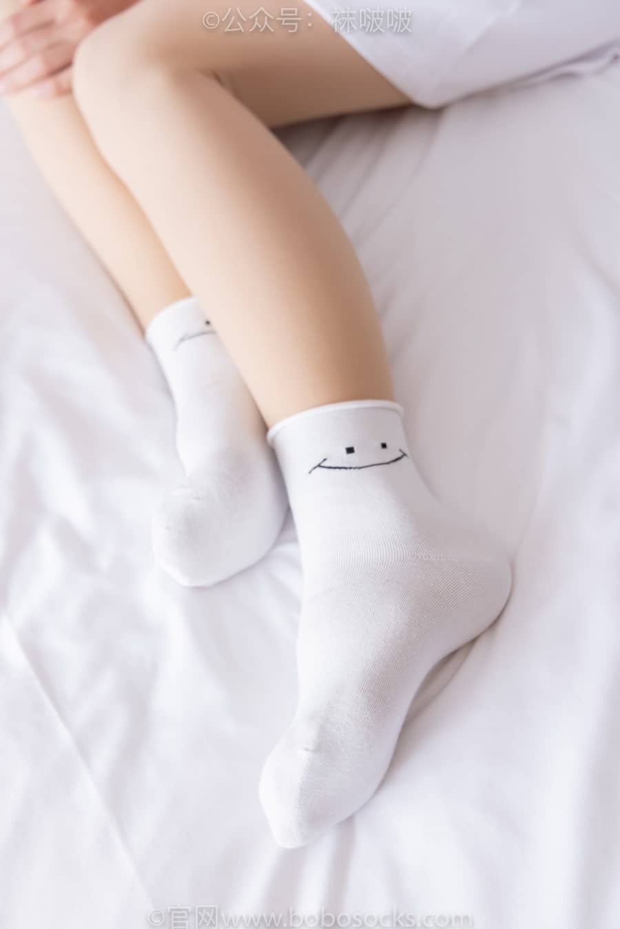 [BoBoSocks袜啵啵] NO.062 涵涵-运动鞋、白棉袜、厚肉丝 [145P1V6.63G]