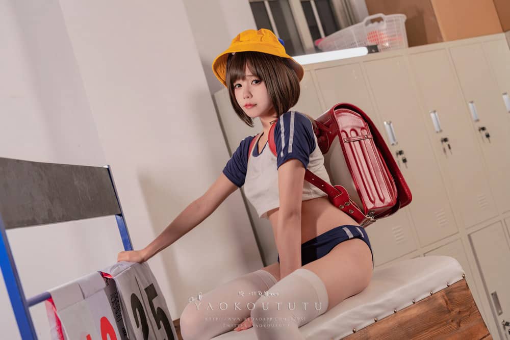黏黏团子兔 – 工口小穴生 [54P1V1.3G]-福利岛