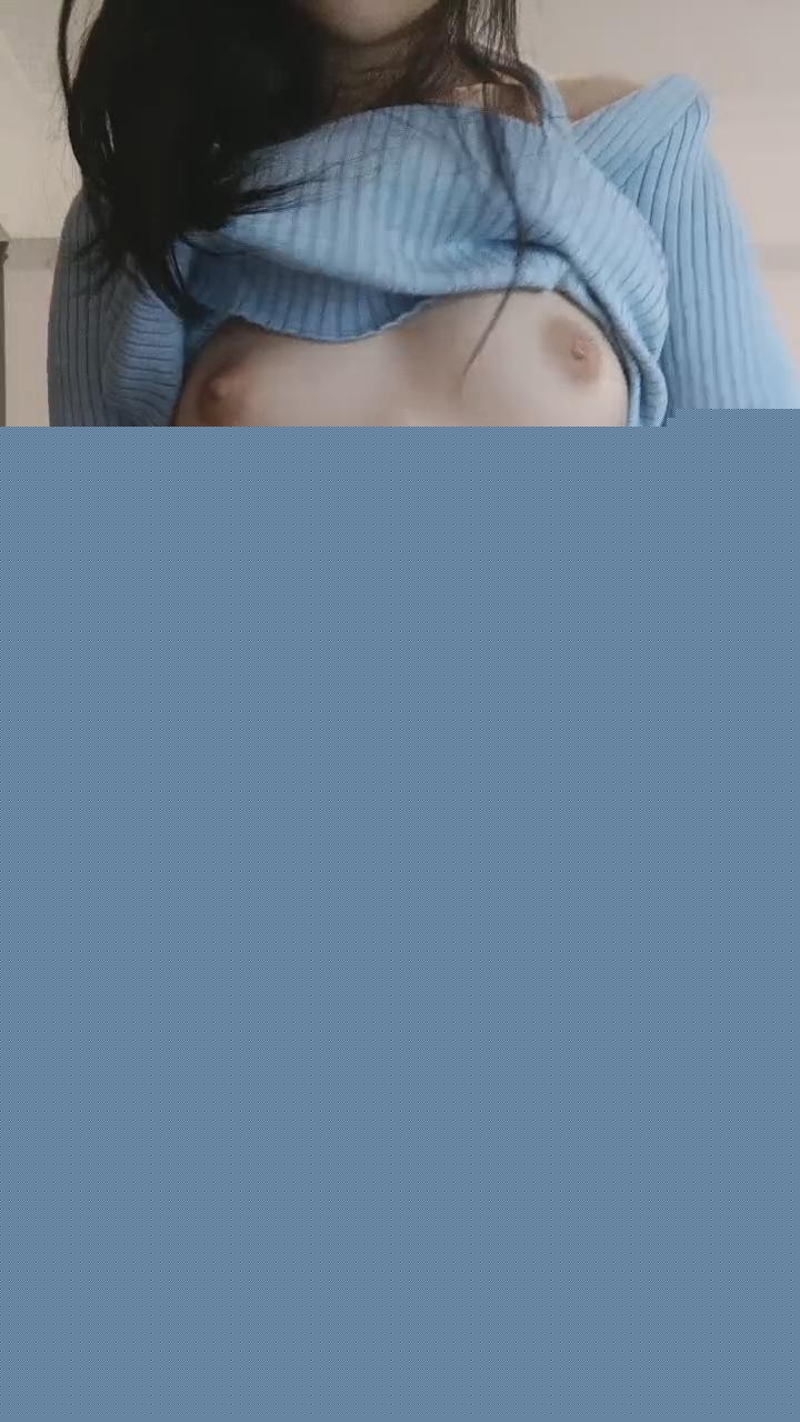 [网红直播]
[资源详情]
韩系网红女神刚下海！送礼物全裸自慰收费房！从下往上视角揉搓骚穴1v 11p 869mb【百度网盘】-福利吧