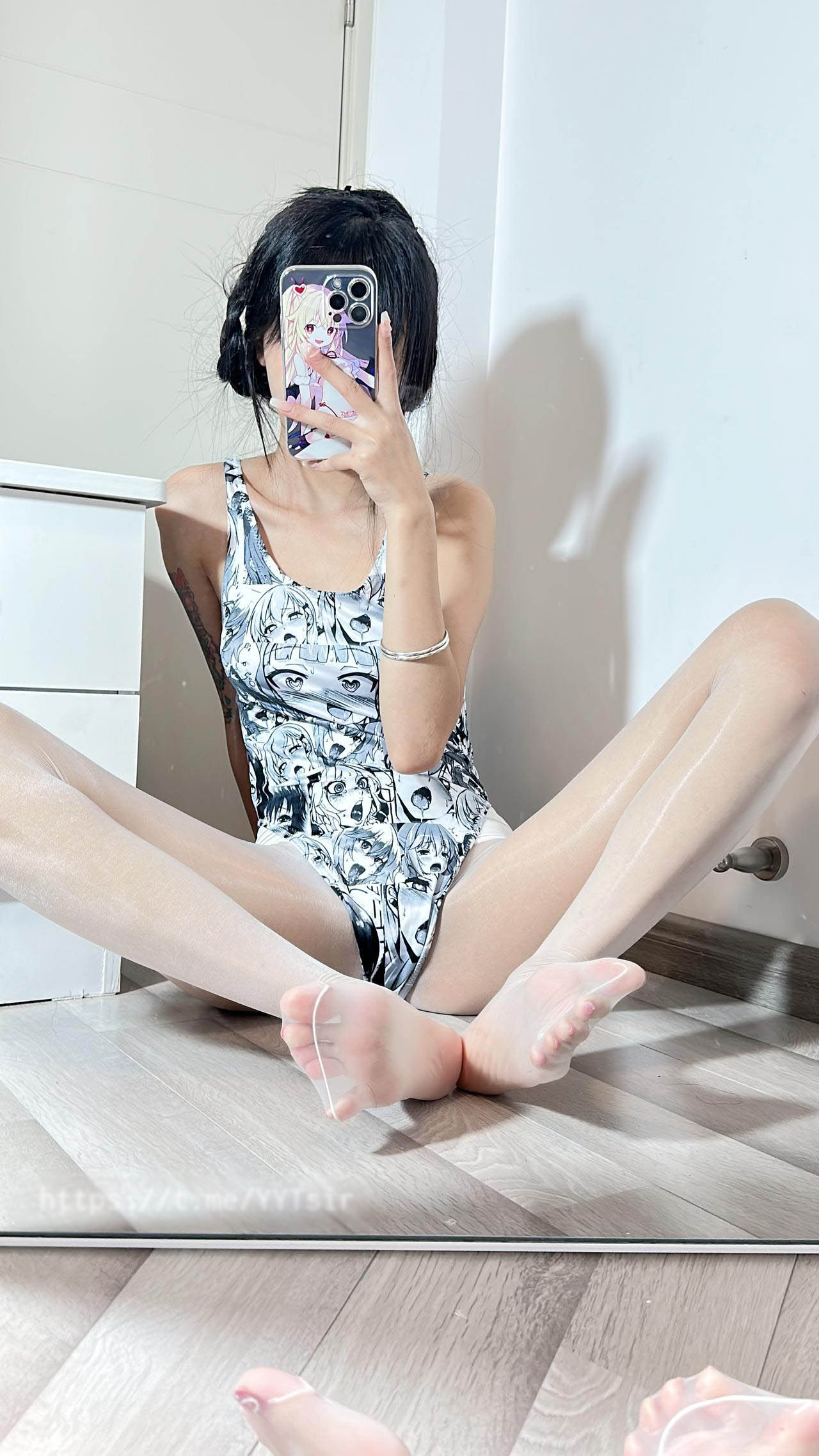 聂傲娇-最新微密圈写真合集 55套【1473P+18V】【405MB百度云】