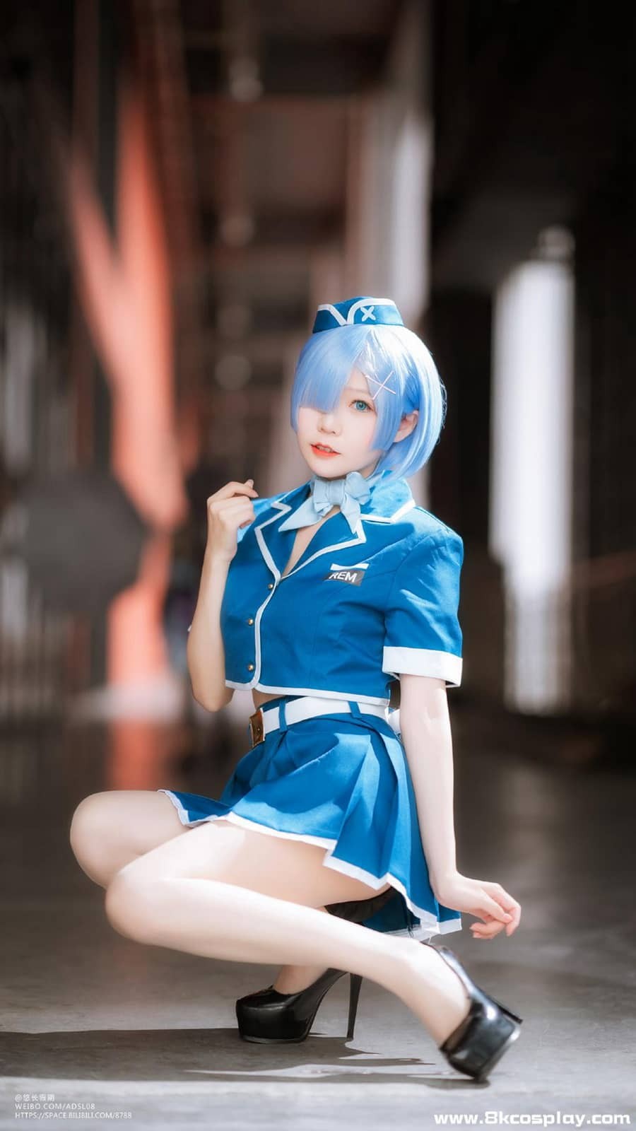 香草喵露露 - 蓝色制服 [13P90M]