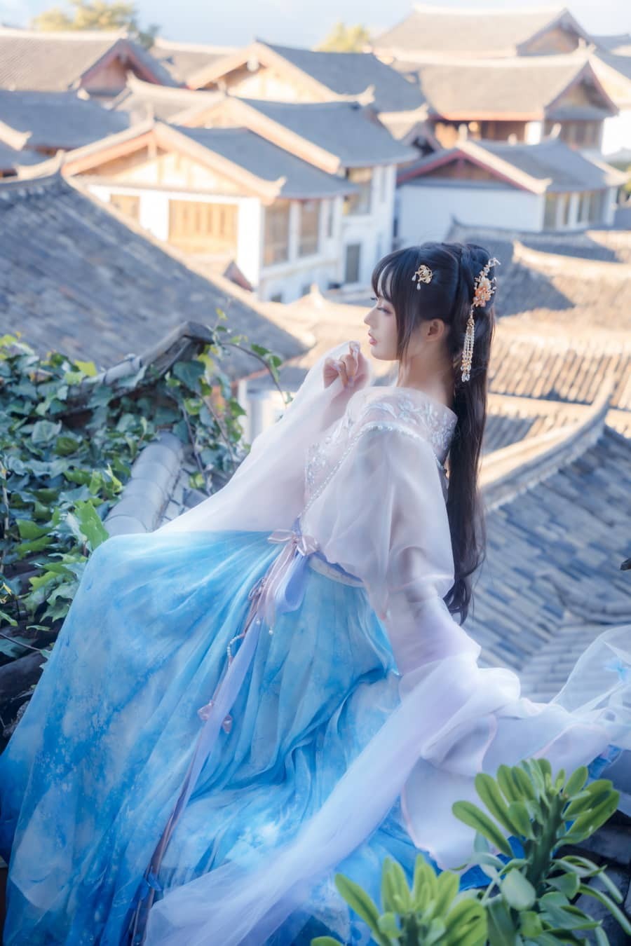 兔子zzz – 丽江屋顶 [22P172M]-福利岛