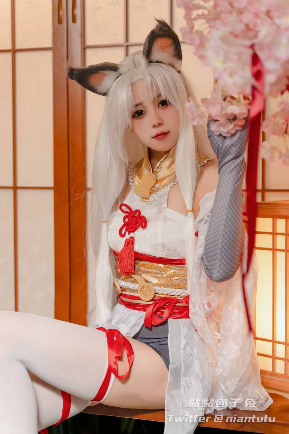 黏黏团子兔 – 白丝胡桃 [40P540M]-福利岛