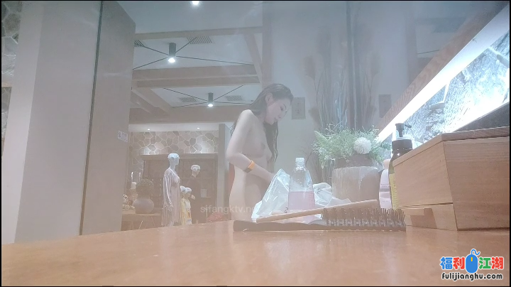 [其他]
[资源详情]
重磅稀缺国内洗浴偷拍第13期(完整版)继续放大招!极品不断【1V=470M】】-福利吧