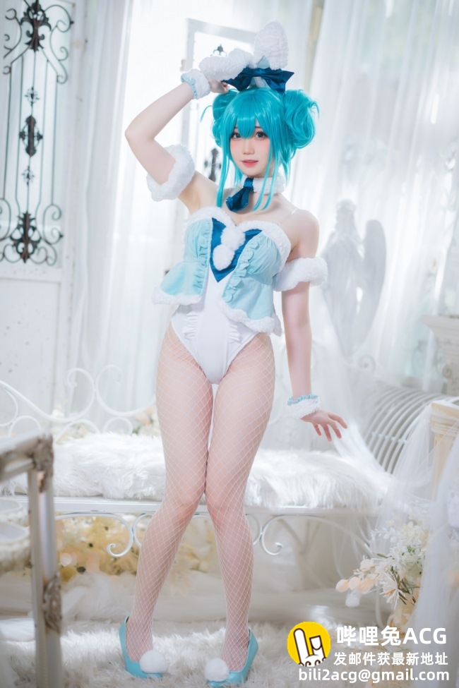 [Cosplay] 动漫博主@焖焖碳 碧蓝航线 初音兔女郎 [20P/239MB]-福利吧