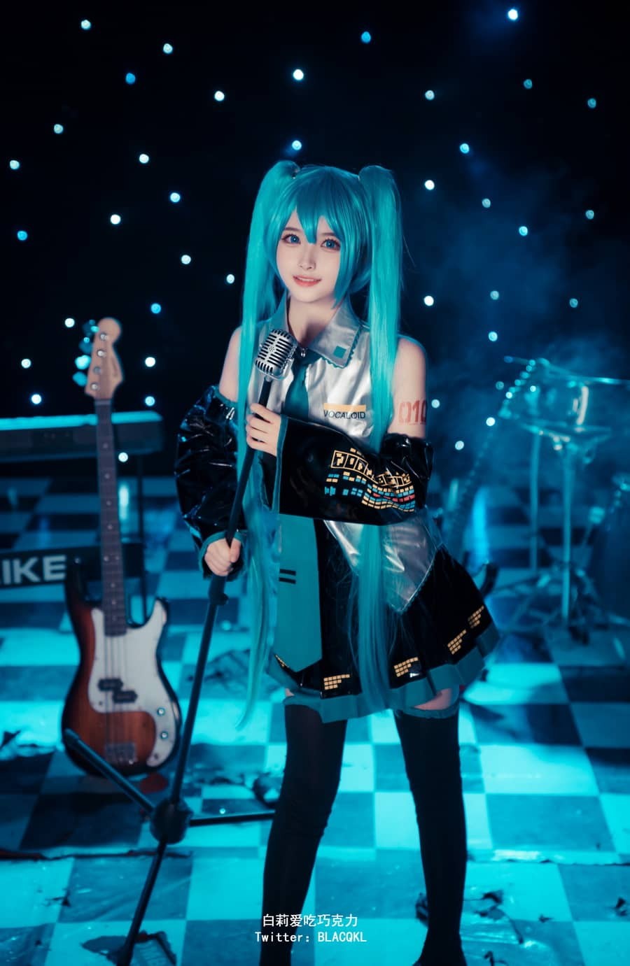 白莉爱吃巧克力 - miku [102P900M]