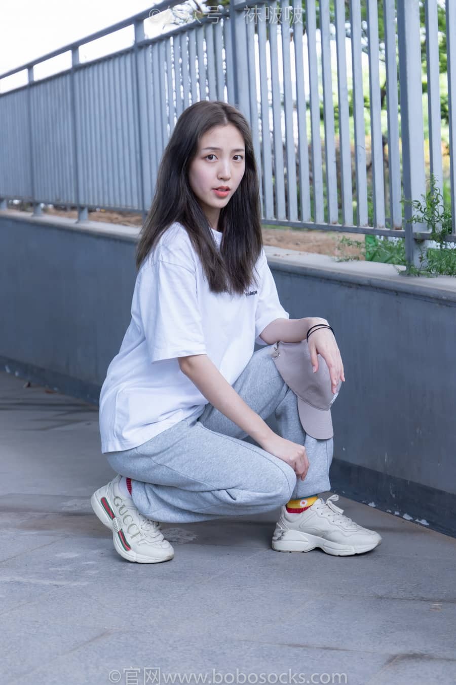 [BoBoSocks袜啵啵] NO.012 泡芙-运动鞋、白棉袜、裸足 [132P1V3.64G]-福利岛