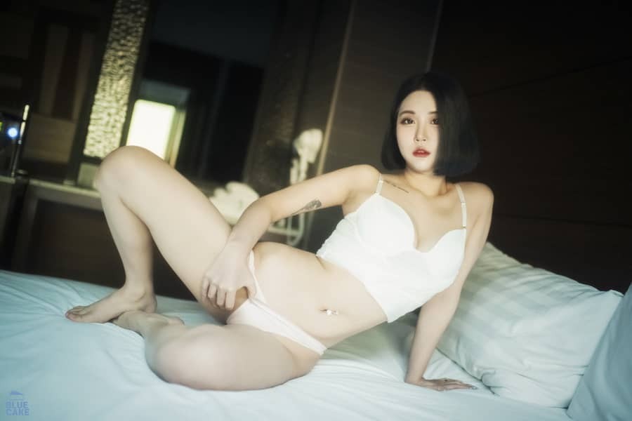 [BLUECAKE] Bomi (보미) - SECRET [94P1.2G]
