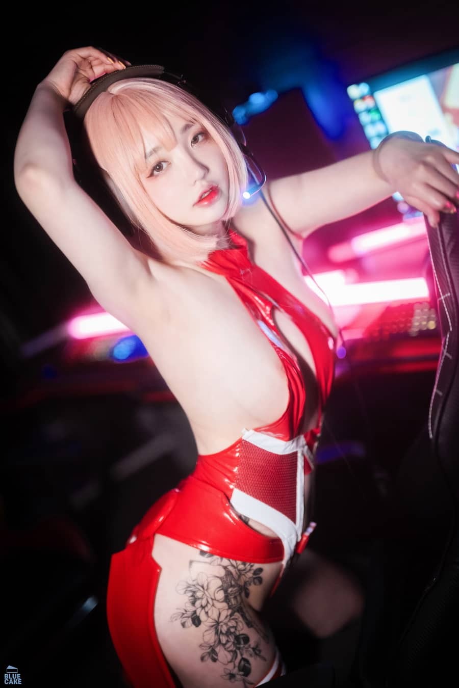 [BLUECAKE] Son Ye-Eun (손예은) – Code 002 Mini [88P2.35G]-福利岛